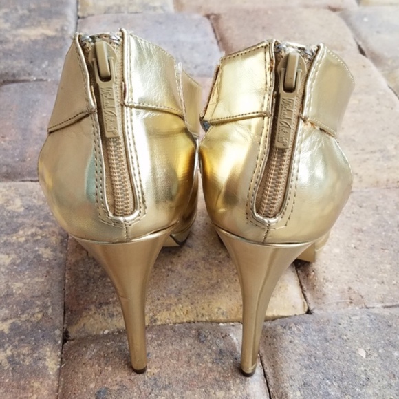 Michael Antonio Tinsley Gold Open Toe 5 Inch Stiletto Platform Heels Size 8.5 - Picture 4 of 16